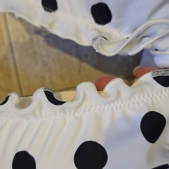 NWT Victoria's Secret Black/White Bow Tie Front Polka Dot Push-Up Tie Bikini Top - Picture 4 of 10